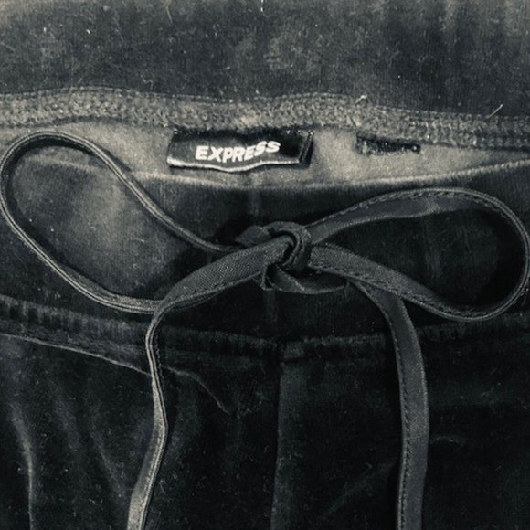 GORGEOUS ONYX-BLACK VELVET VELOUR EXPRESS SPORT PANTS W/ SPORTY SATIN STRIPING! - Picture 4 of 8